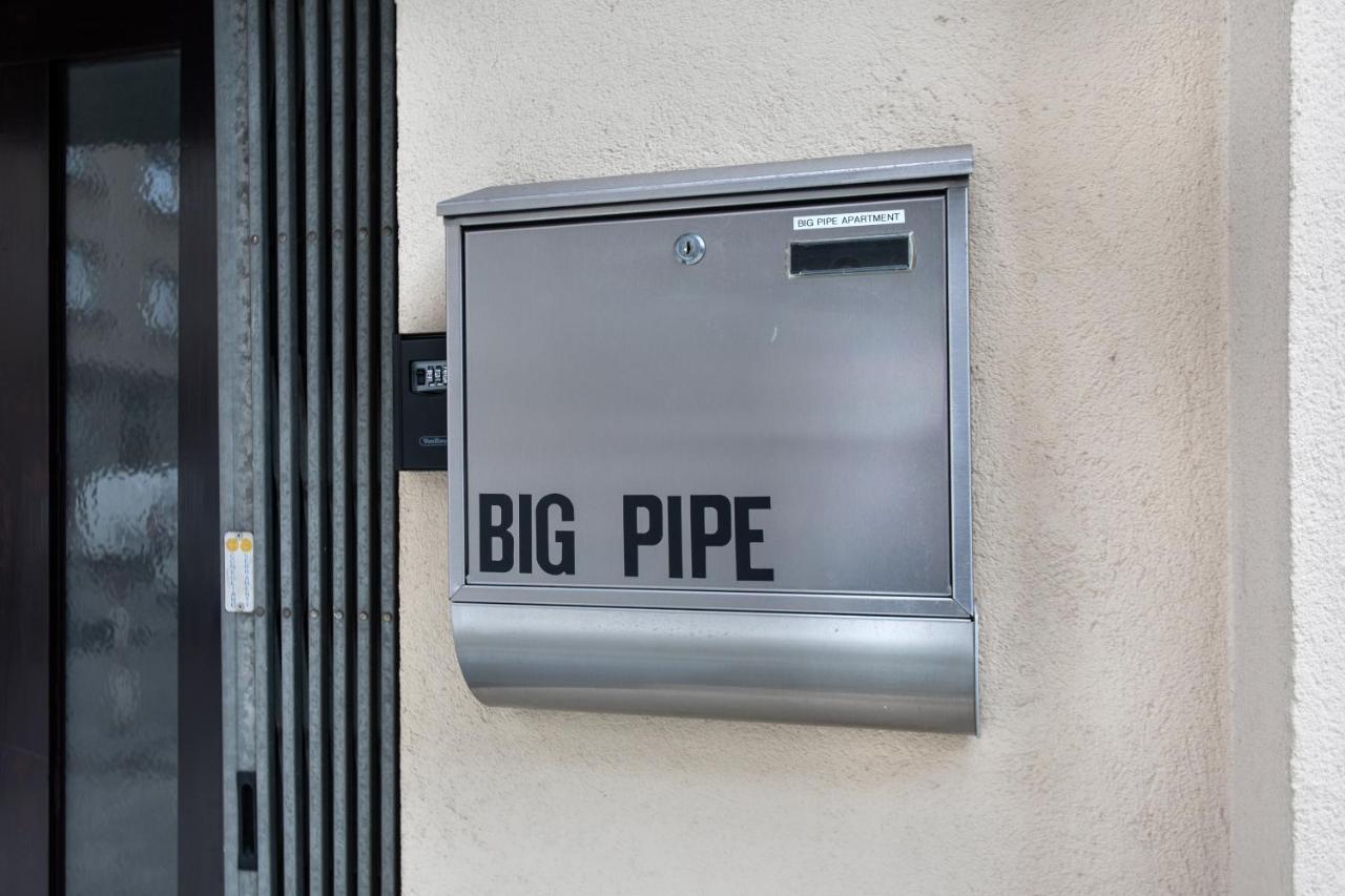 Big Pipe Apartment ลูบลิยานา ภายนอก รูปภาพ